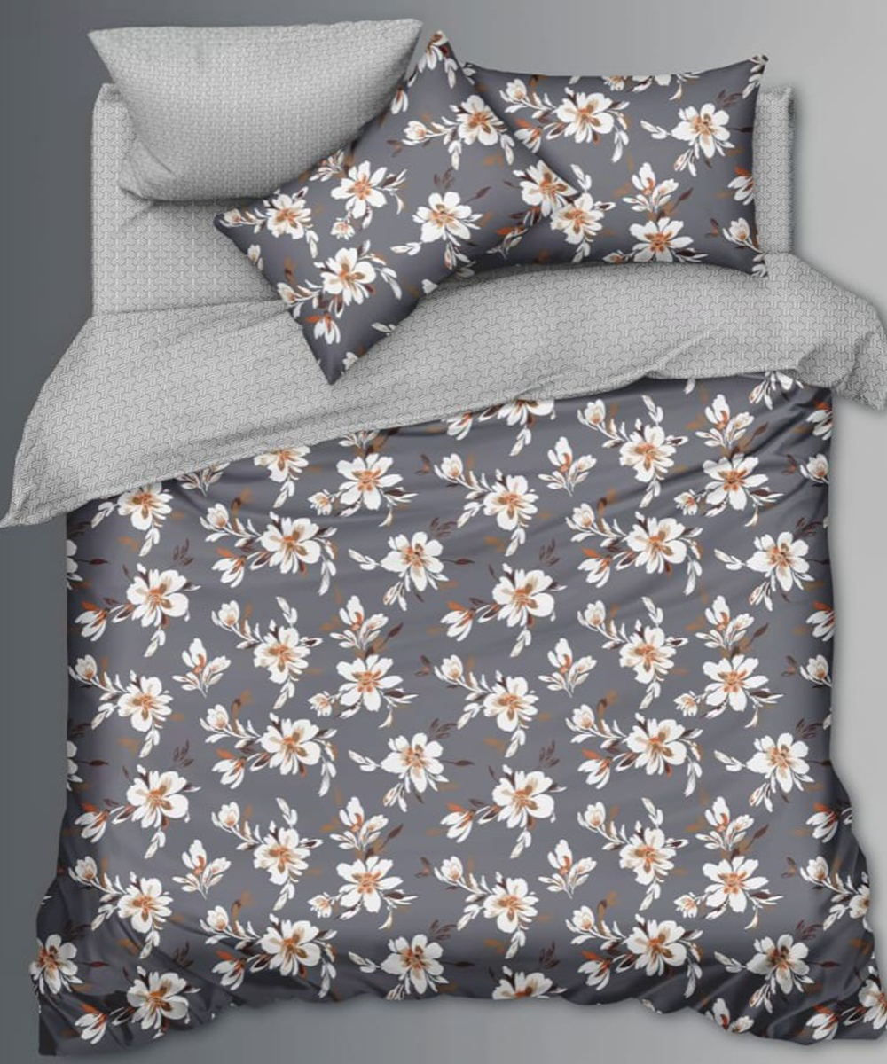 Moon Drape Quilt Bedding Set (4 Pcs) – Midnight Blossom