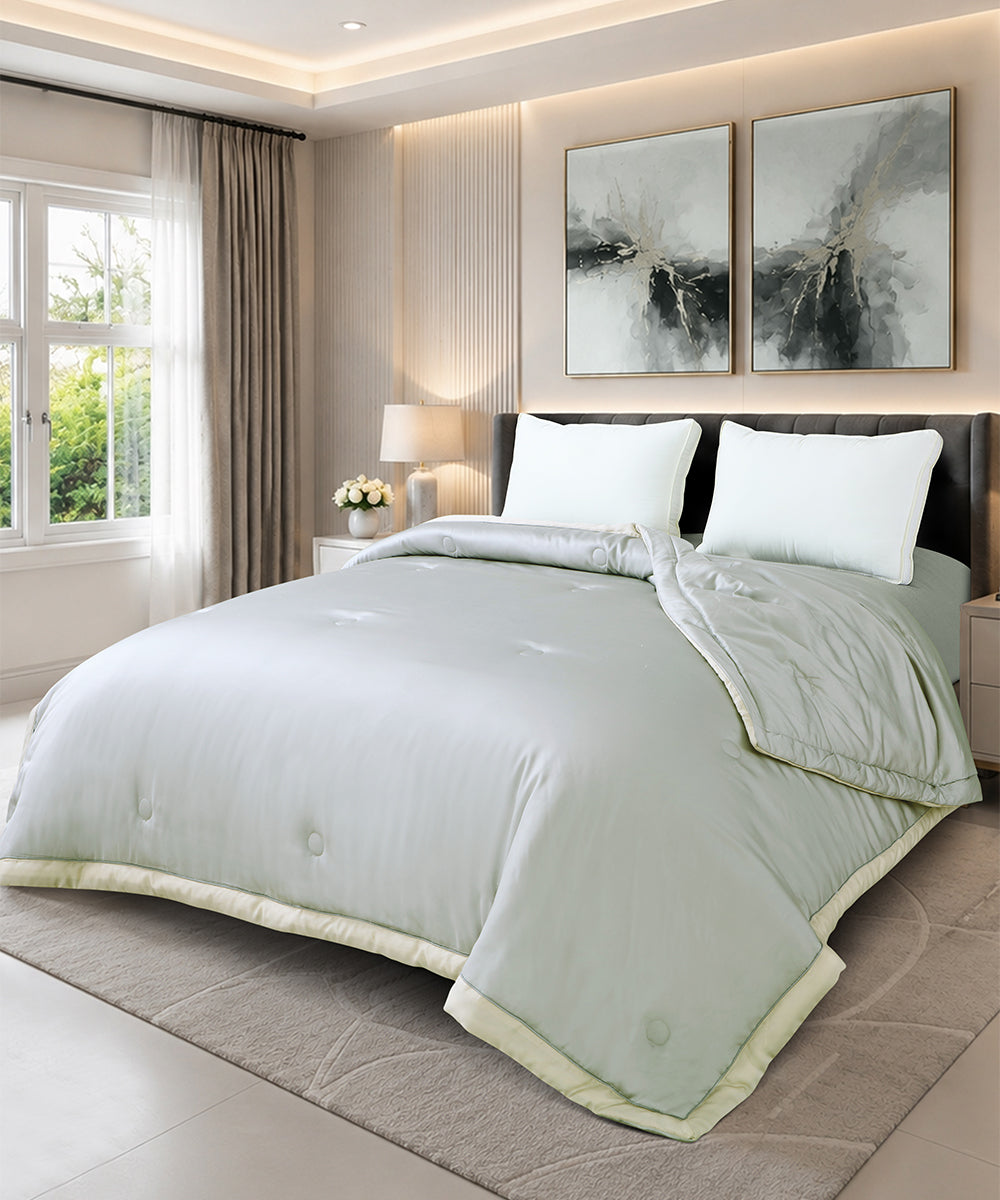 Crochet Tencel Quilt – Ivory Sage