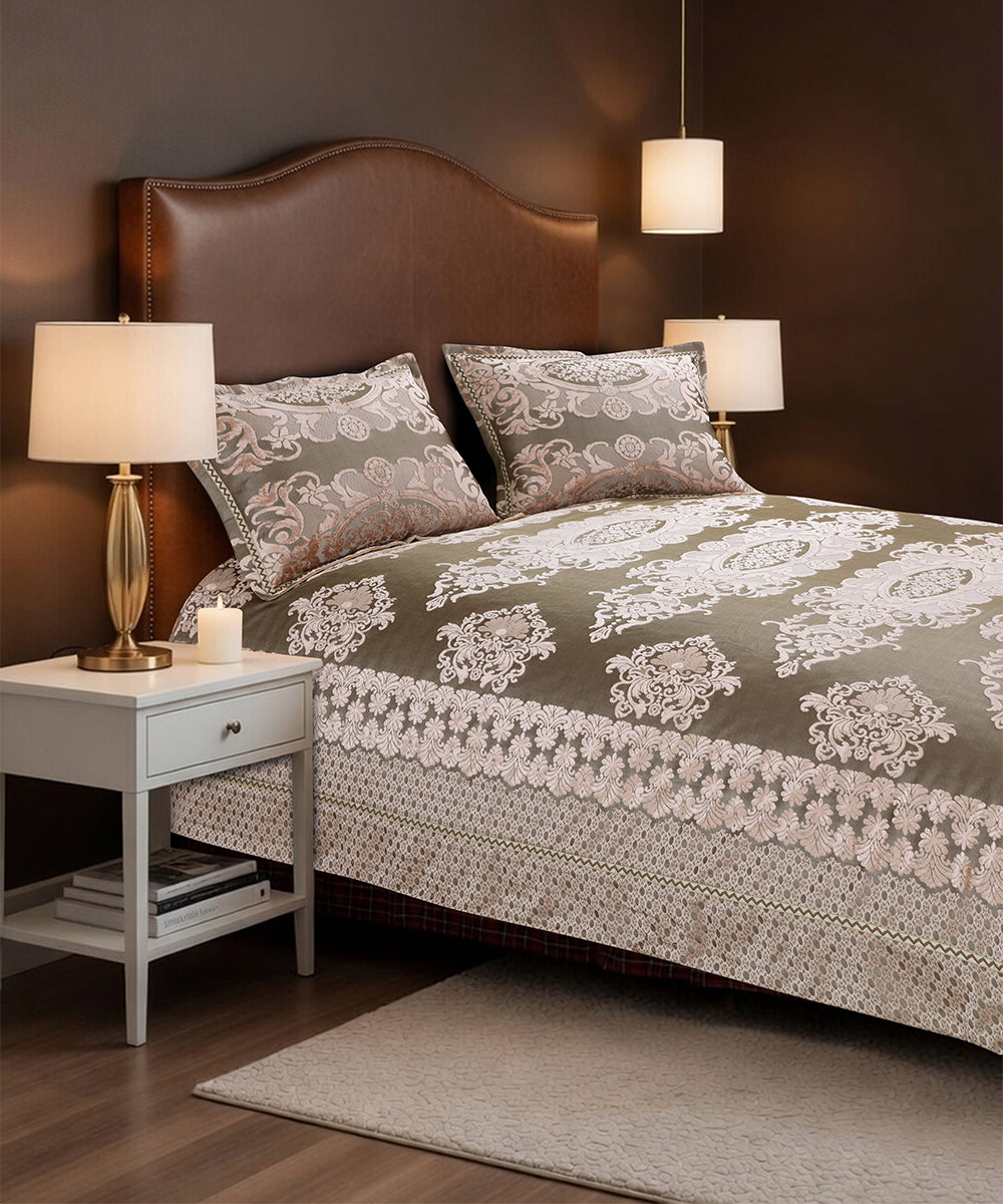 Aurelia Taupe Pearl Collection